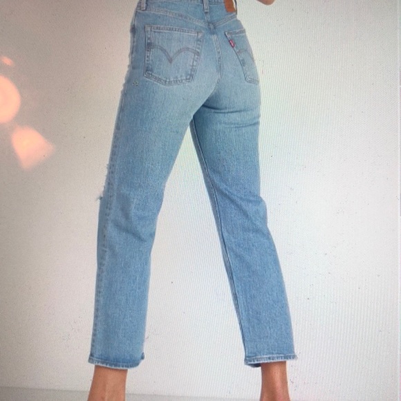 Levi’s Ribcage High Waist Straight  Ankle Jeans - Picture 3 of 5